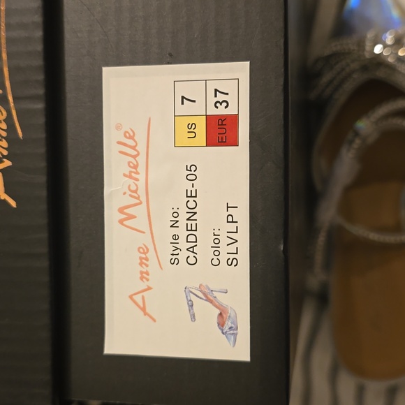 ✨️🎯$5 Bling heels✨️ - Picture 4 of 4